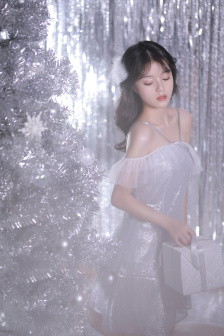 夜色撩人赵晟祁甜甜小说